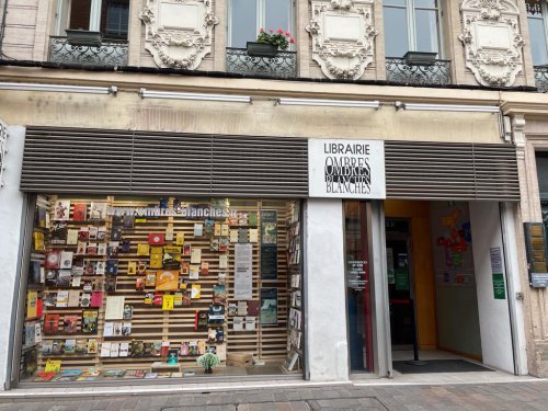 Librairie Ombres Blanches