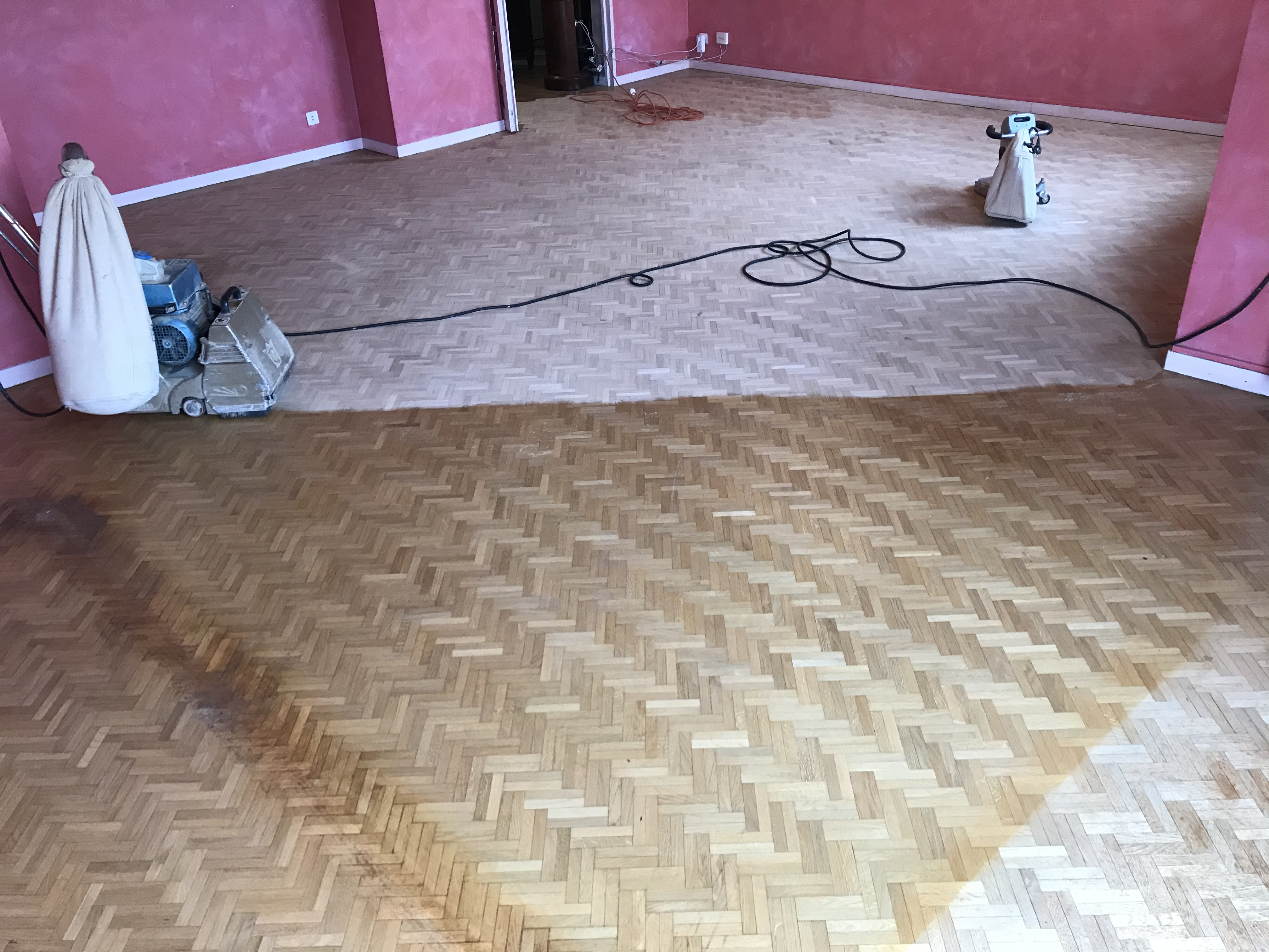 Comment poncer et vitrifier un parquet bâtons rompus ?