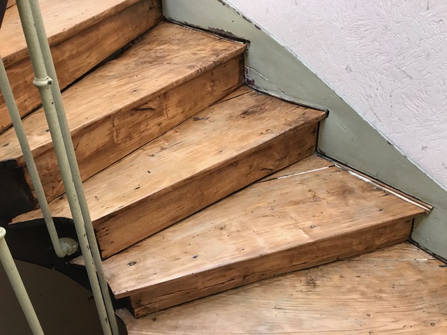 Rénovation escalier en bois à Toulouse